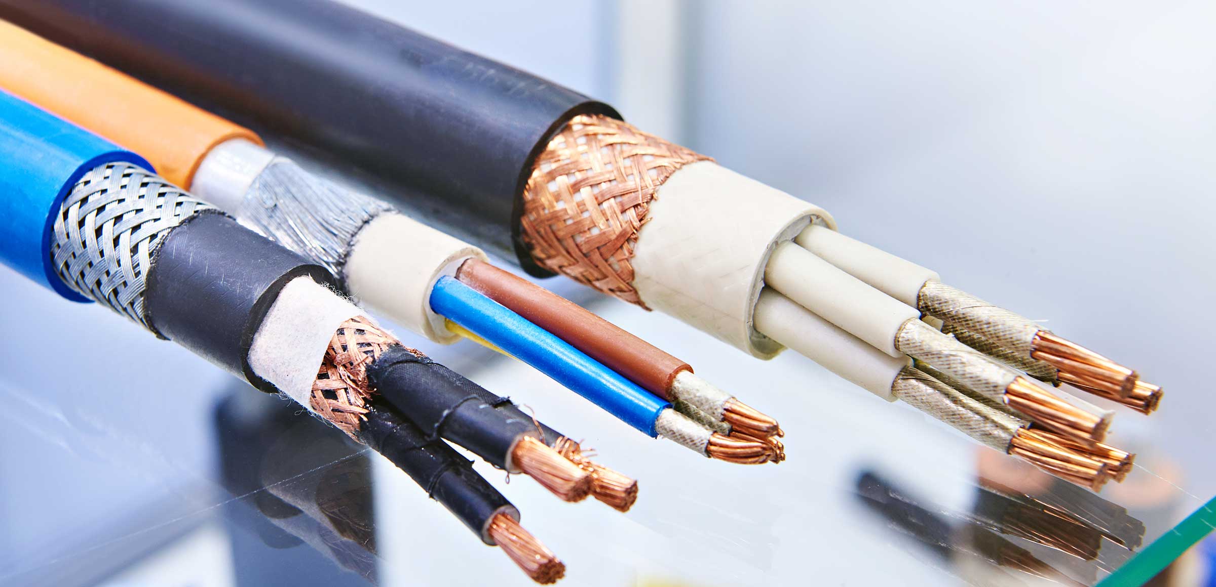 AM Mantener Cables 
